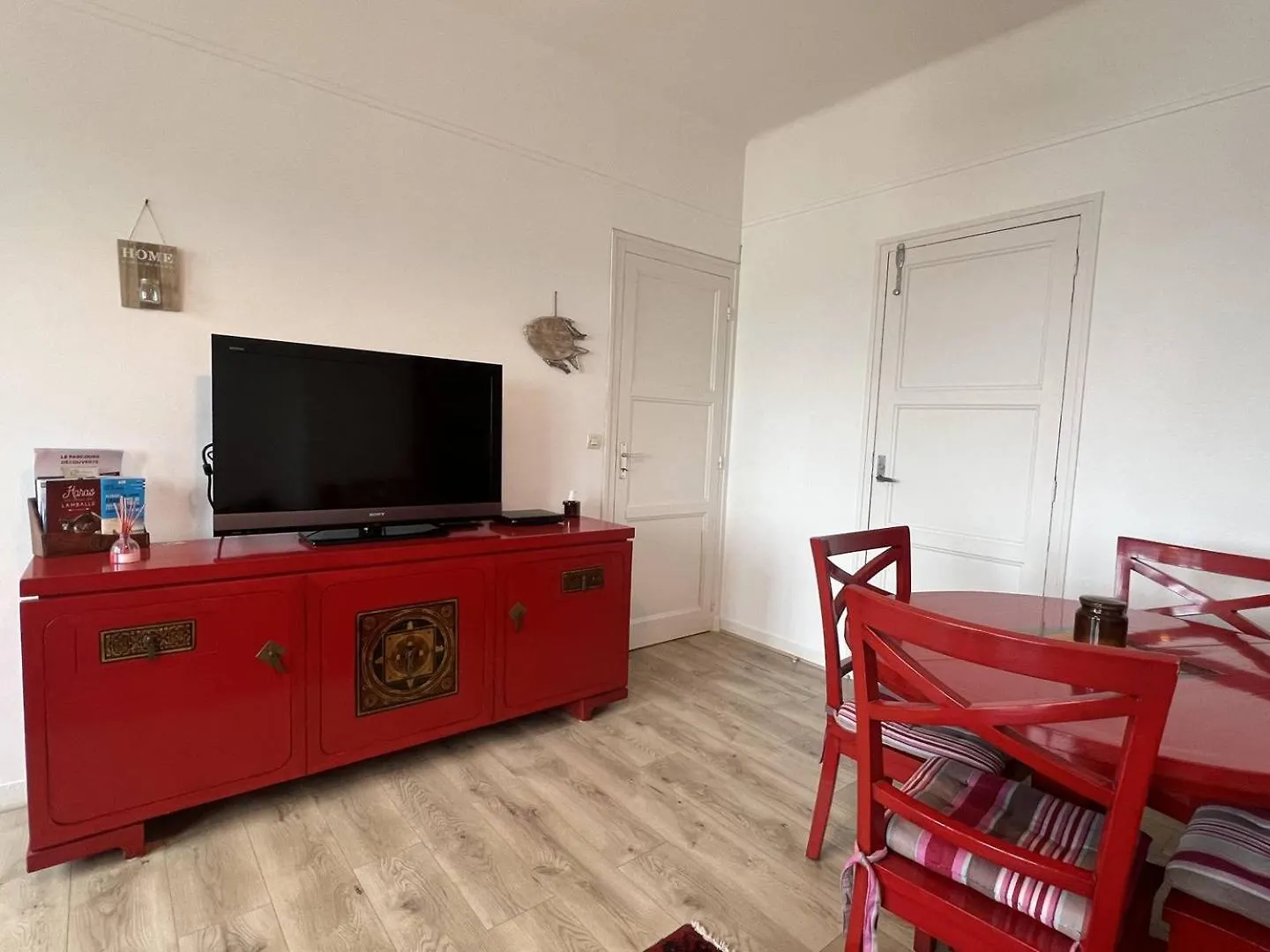 107 - Appartement 2 Chambres Au Sables-D'Or Avec Vue Mer フレエル アパート